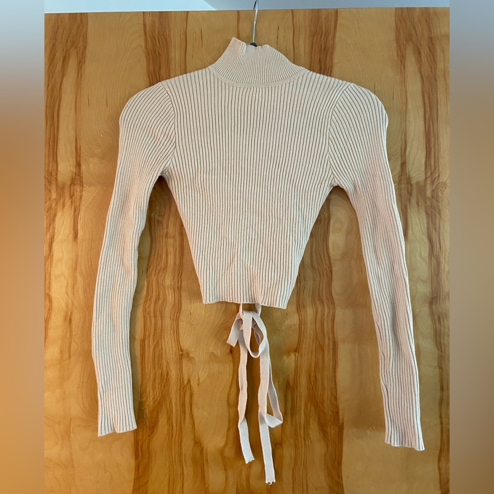 Zara cropped long sleeve cream turtleneck with exposed tie back
